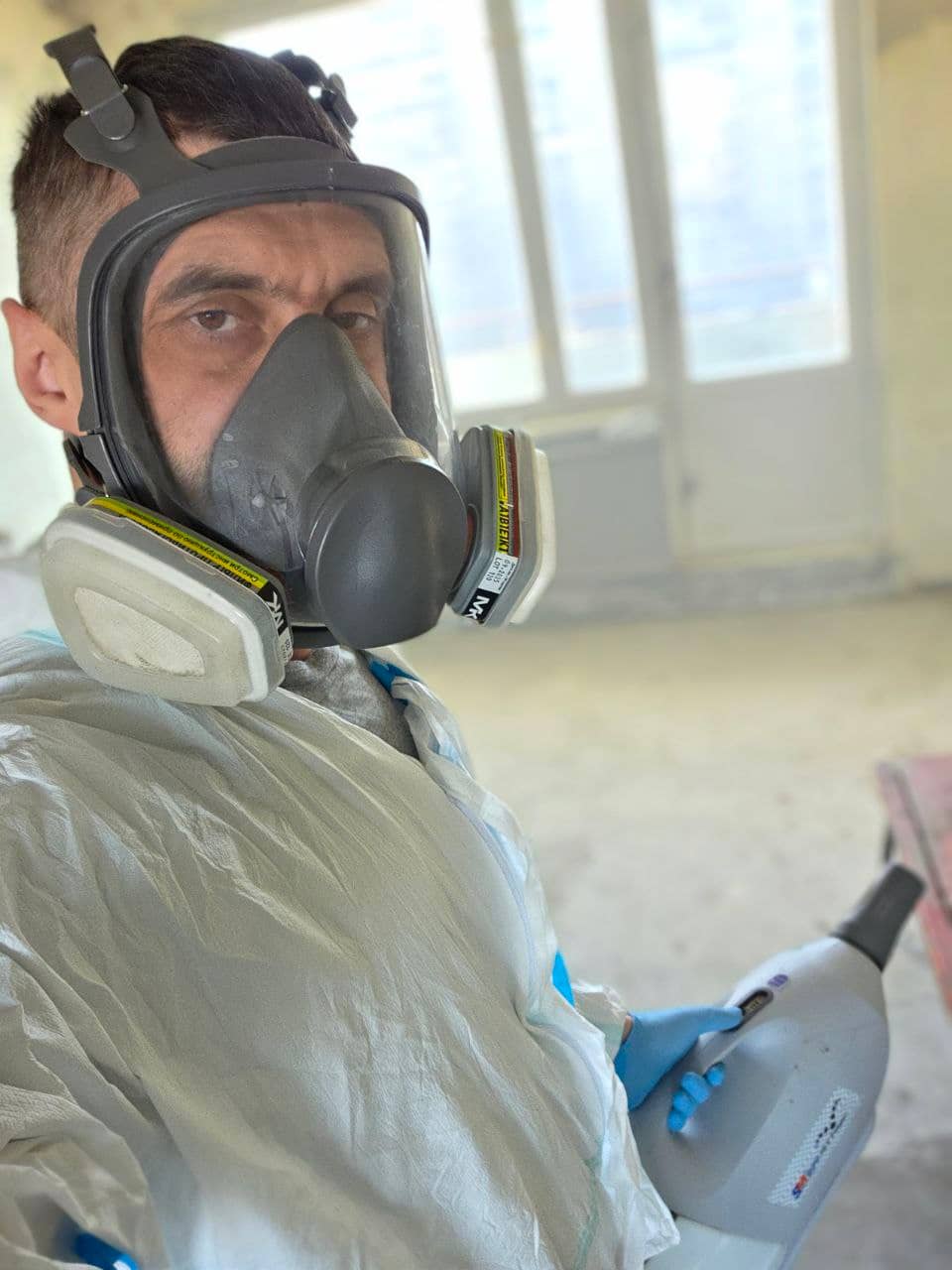 Дезинсекция квартиры от клопов и тараканов